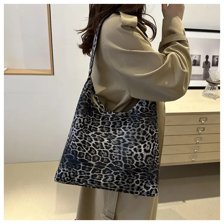 Leopard Print Large Capacity Women's Shoulder Bag — feature 20