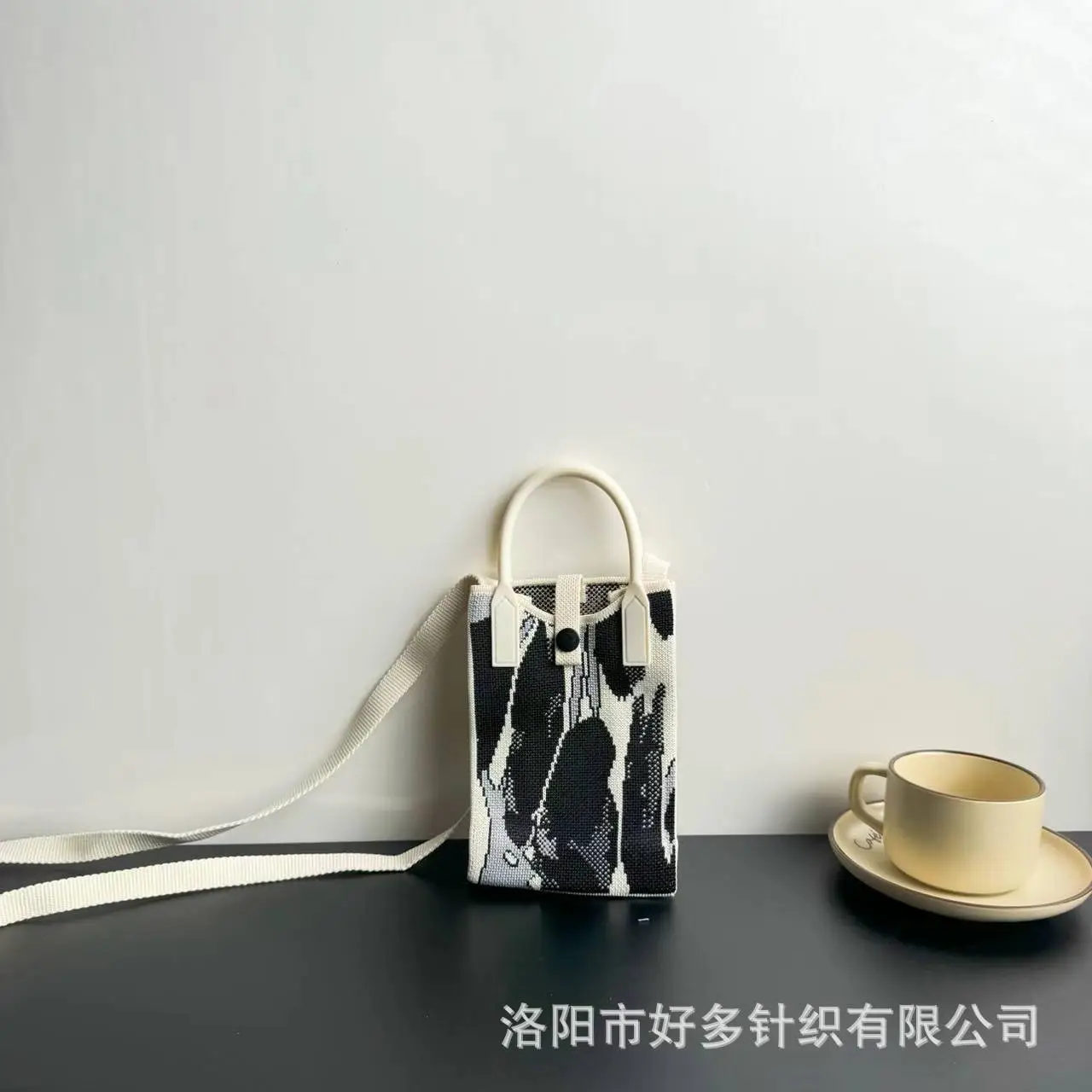 Cartoon Knitted Crossbody Bag Dopamine Niche - Image 64