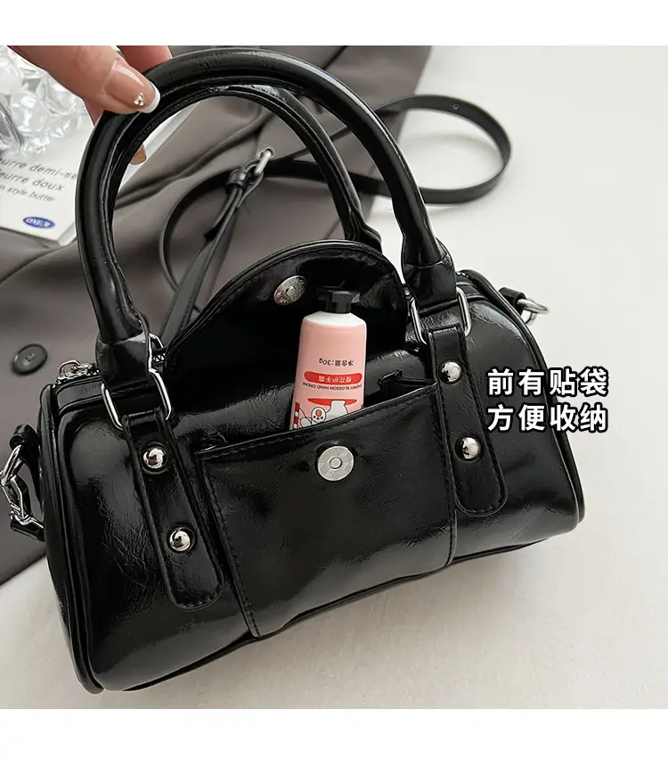 Black High-End Crossbody Handbag Boston Design — feature 8