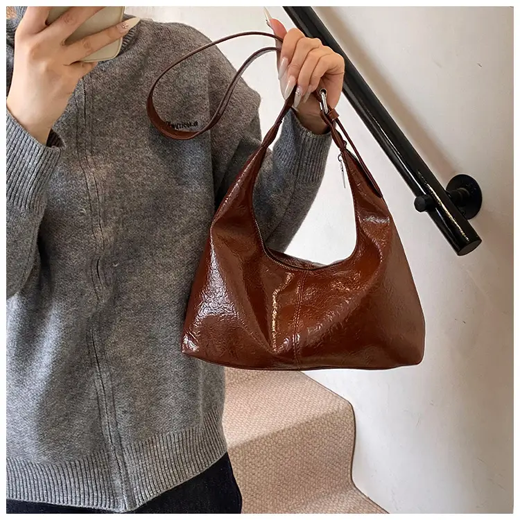 Winter Gold Metallic Shoulder Bag Large Capacity Fashionable — feature 24