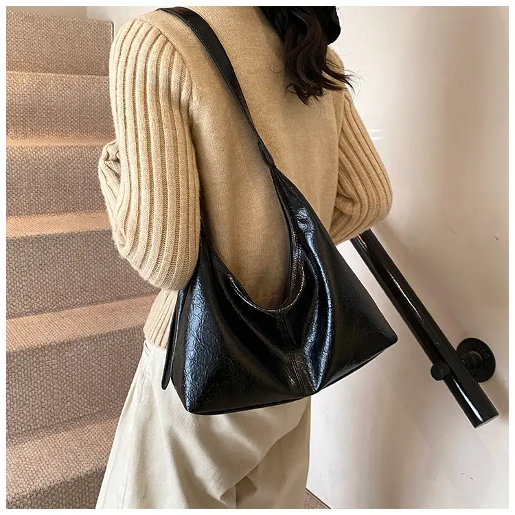 Winter Gold Metallic Shoulder Bag Large Capacity Fashionable — feature 31