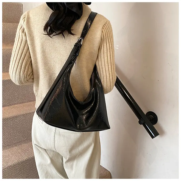 Winter Gold Metallic Shoulder Bag Large Capacity Fashionable — feature 36