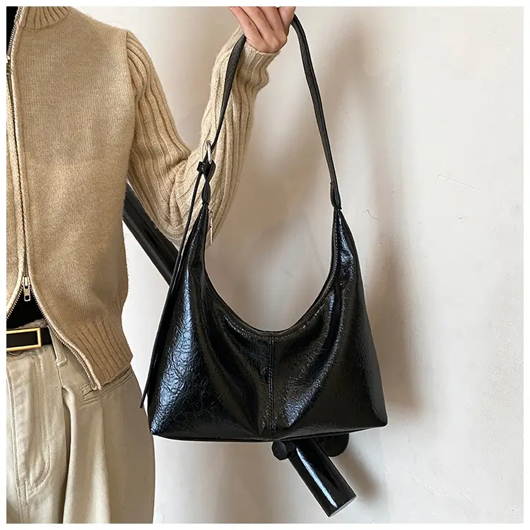Winter Gold Metallic Shoulder Bag Large Capacity Fashionable — feature 37