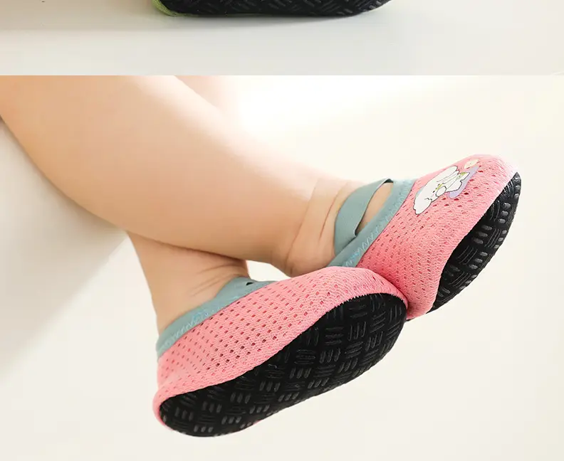Toddler Mesh Slip-On Socks Non-Slip Multi Color — feature 15