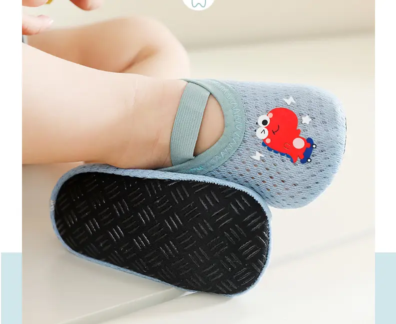 Toddler Mesh Slip-On Socks Non-Slip Multi Color — feature 3