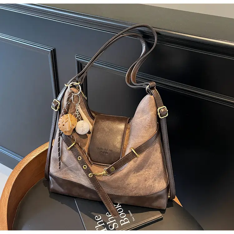 Women's Grey Leather Shoulder Bag with Tassel — feature 14