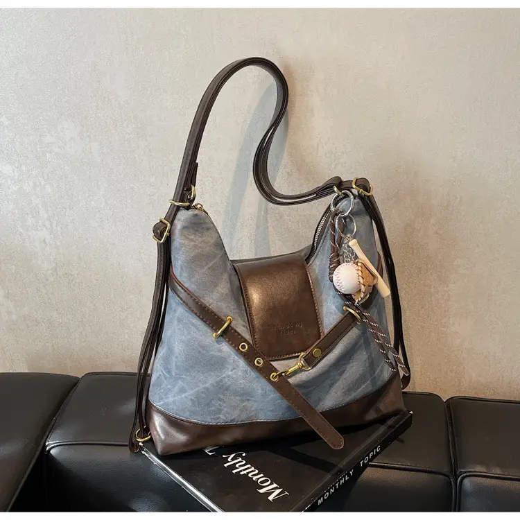 Women's Grey Leather Shoulder Bag with Tassel — feature 15