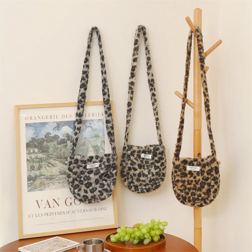 Korean Style Plush Shoulder Bag Women's Woolen Black Grey - Image 9