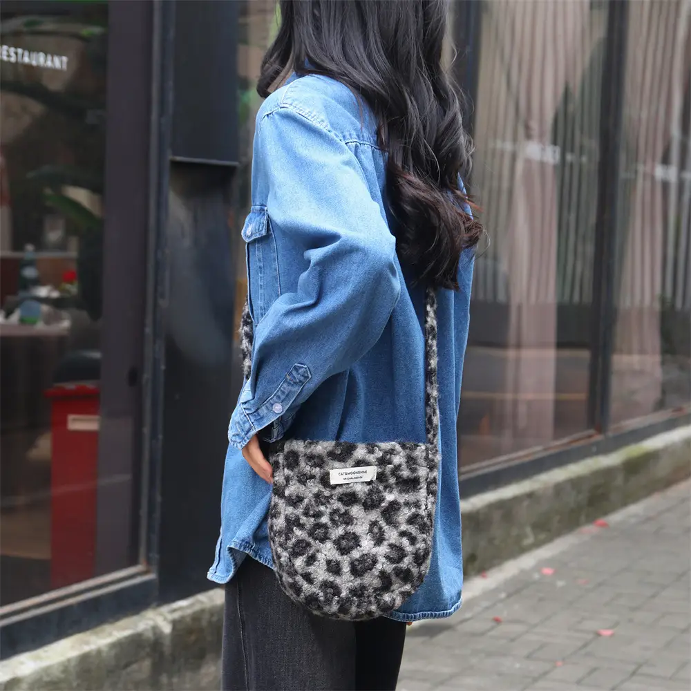 Korean Style Plush Shoulder Bag Women's Woolen Black Grey — feature 11