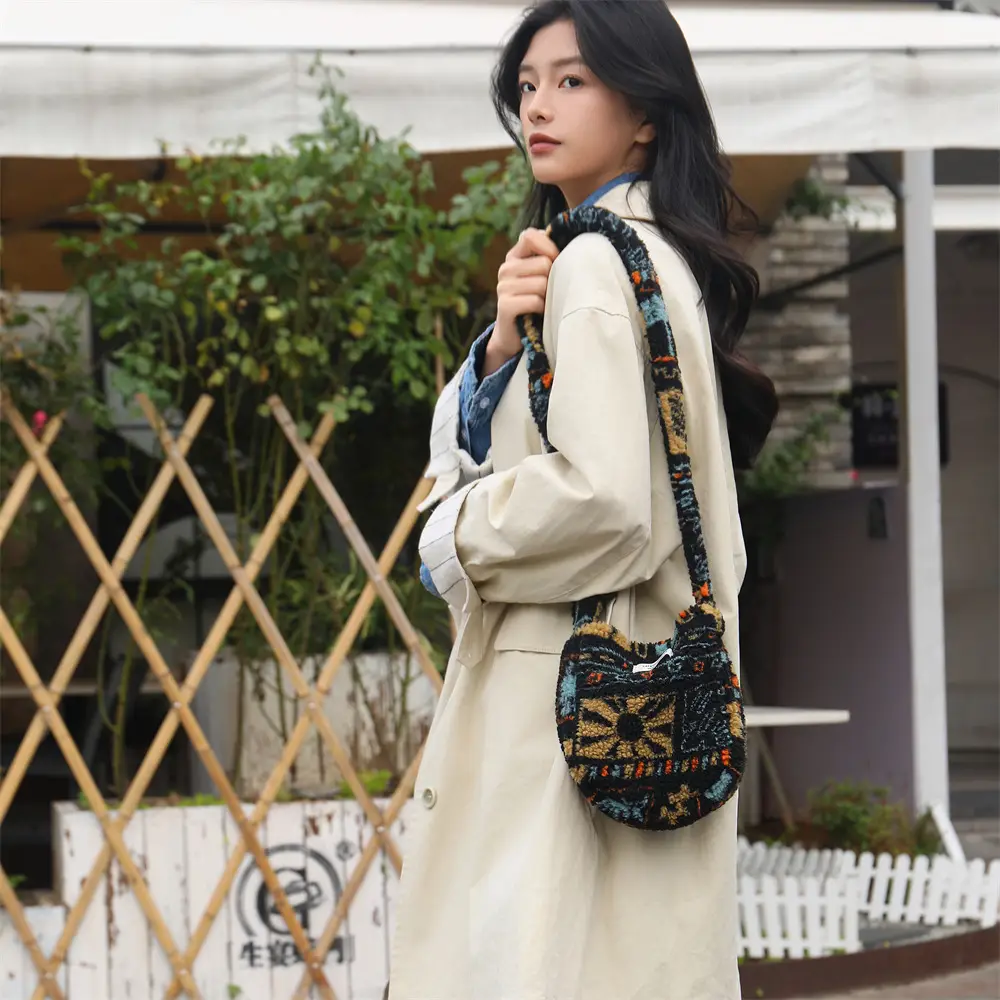 Korean Style Plush Shoulder Bag Women's Woolen Black Grey — feature 13