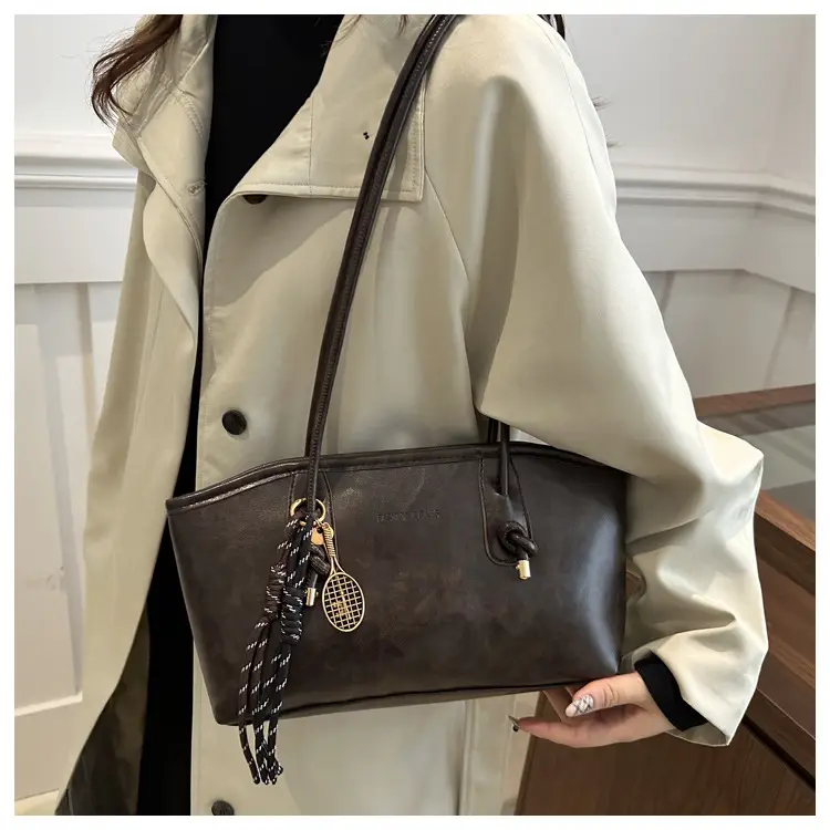 Black Women's Large Capacity Shoulder Bag with Braided Chain — feature 20