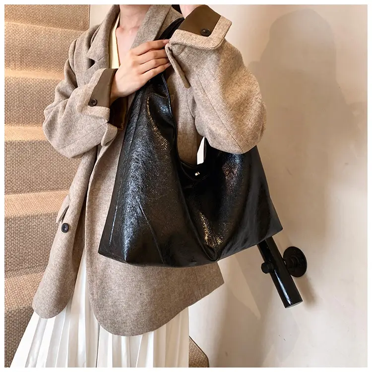 Vintage Brown Leather Tote Bag for Women Large Capacity — feature 10