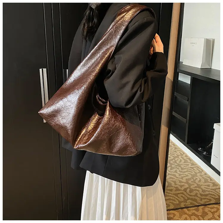 Vintage Brown Leather Tote Bag for Women Large Capacity — feature 8