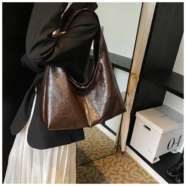 Vintage Brown Leather Tote Bag for Women Large Capacity — feature 9
