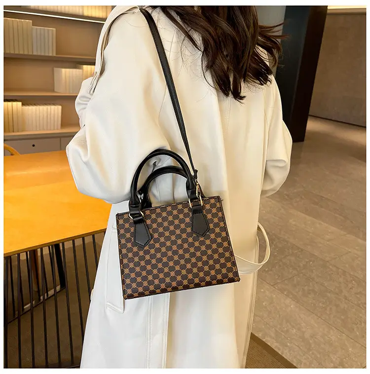 Vintage Printed Shoulder Crossbody Bag 2024 — feature 21