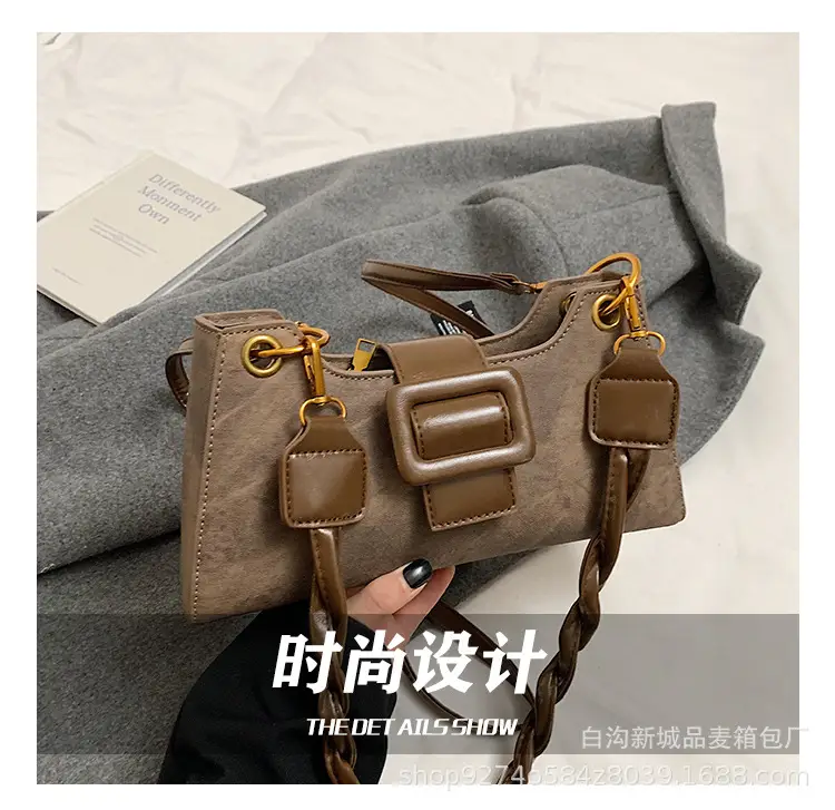 2026 Stylish Grey Crossbody Bag with Gold Hardware — feature 12