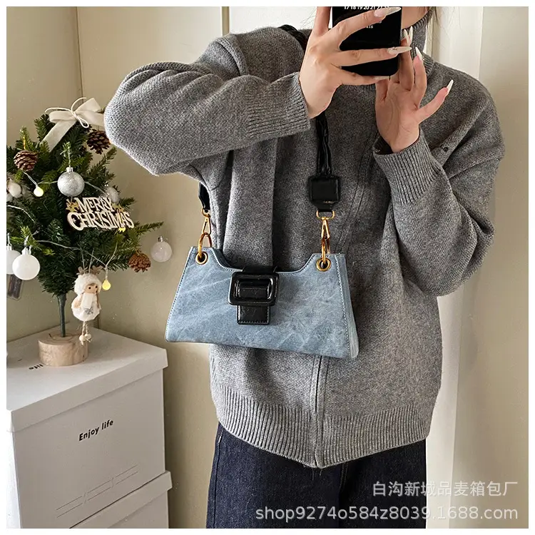 2026 Stylish Grey Crossbody Bag with Gold Hardware — feature 25