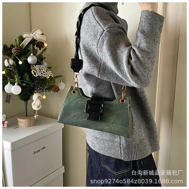 2026 Stylish Grey Crossbody Bag with Gold Hardware — feature 28
