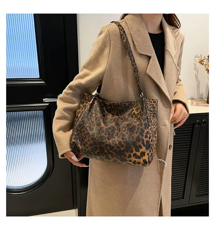 Leopard Print Large Shoulder Bag for Women 2024 — feature 15