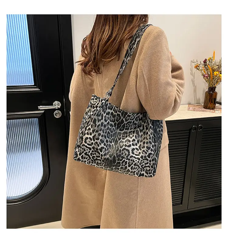 Leopard Print Large Shoulder Bag for Women 2024 — feature 16