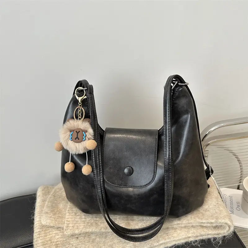 Women's Retro Shoulder Bag Large Capacity Autumn Winter New Korean Style — feature 16