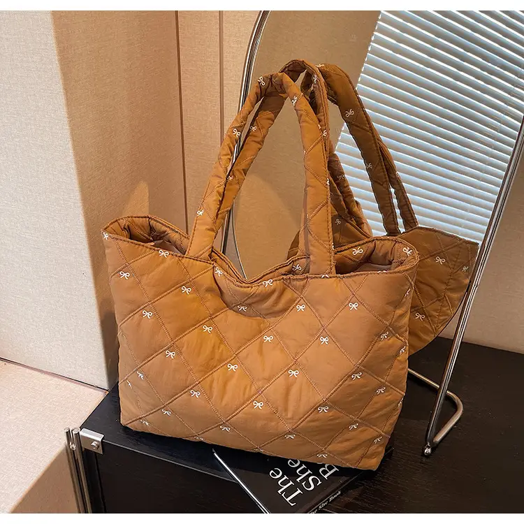 Women's Quilted Cotton Shoulder Bag Cream Single Crossbody — feature 15