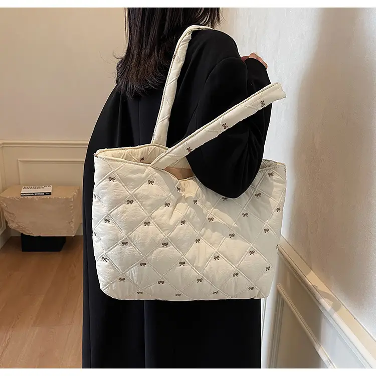 Women's Quilted Cotton Shoulder Bag Cream Single Crossbody — feature 19