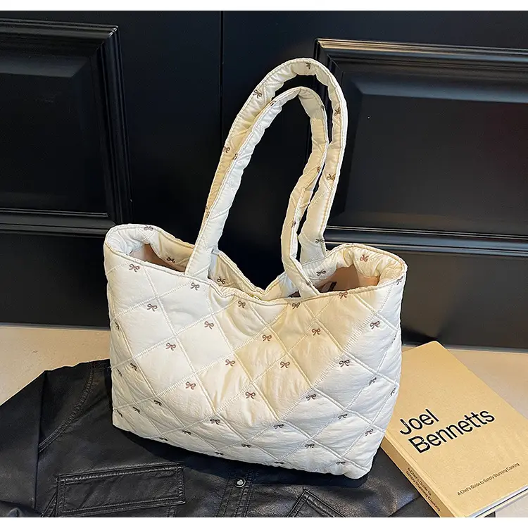 Women's Quilted Cotton Shoulder Bag Cream Single Crossbody — feature 24
