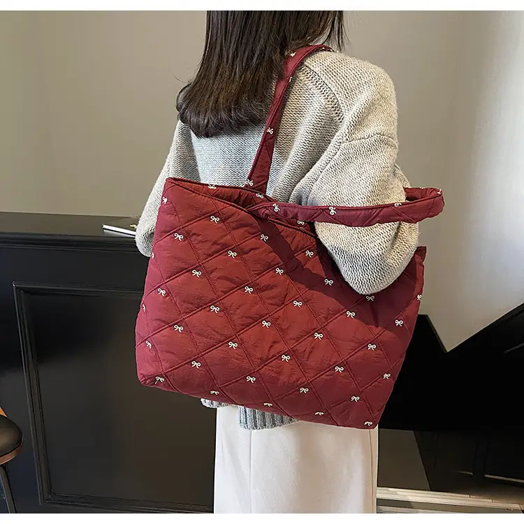 Women's Quilted Cotton Shoulder Bag Cream Single Crossbody — feature 28