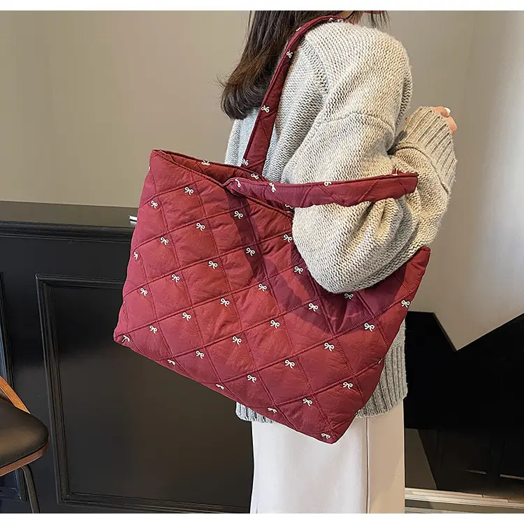 Women's Quilted Cotton Shoulder Bag Cream Single Crossbody — feature 29