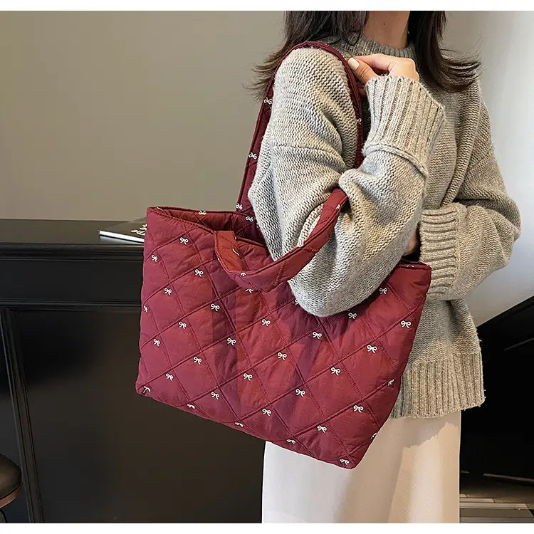 Women's Quilted Cotton Shoulder Bag Cream Single Crossbody — feature 30