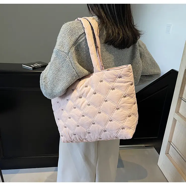 Women's Quilted Cotton Shoulder Bag Cream Single Crossbody — feature 34