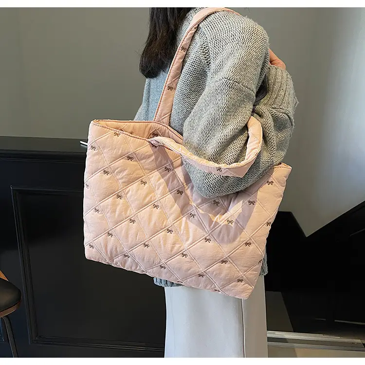 Women's Quilted Cotton Shoulder Bag Cream Single Crossbody — feature 37