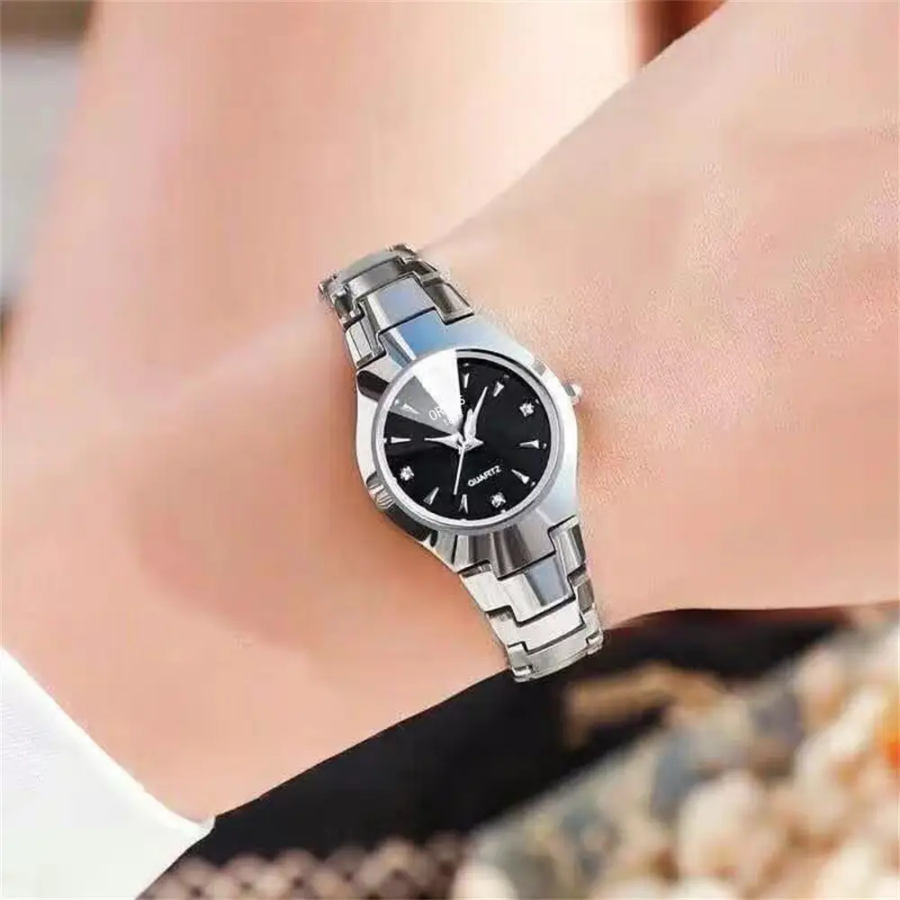 Rose Gold Women's Quartz Watch with Calendar — feature 21