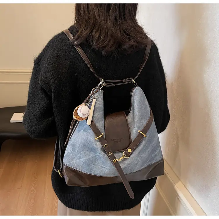 Women's Grey Leather Shoulder Bag with Tassel — feature 17