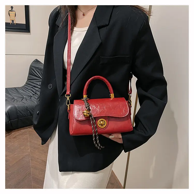 Vintage Black Square Handbag for Women 2024 — feature 12