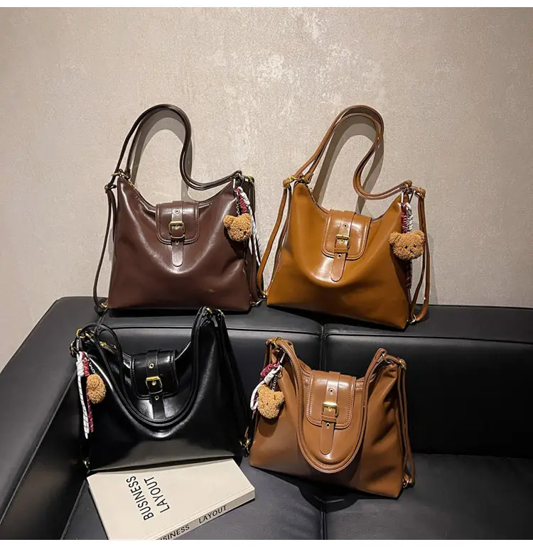 Black Leather Shoulder Bag for Women Large Capacity Vintage Style — feature 17