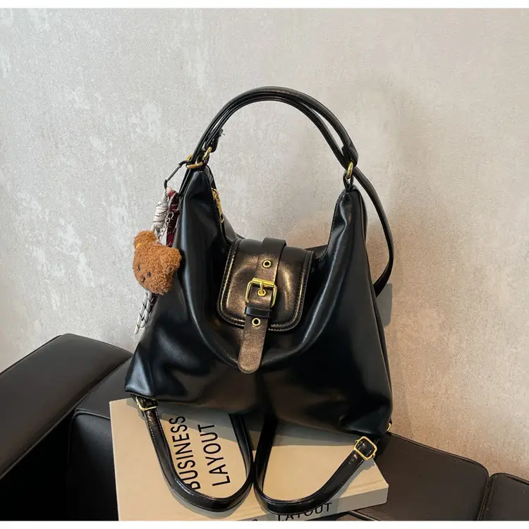 Black Leather Shoulder Bag for Women Large Capacity Vintage Style — feature 28