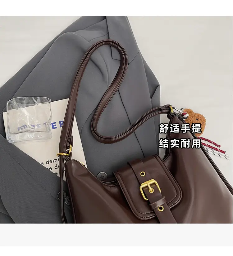 Black Leather Shoulder Bag for Women Large Capacity Vintage Style — feature 8