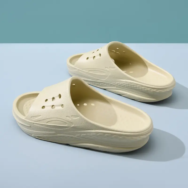 Women's Slippers for Outer Wear Non-slip Soft Breathable One-piece Slip-on All-match Lightweight EVA Home Sandals - Image 3