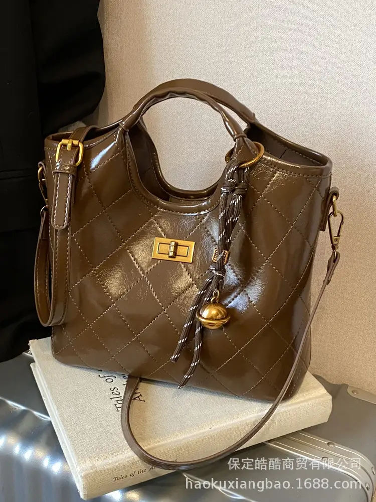 Retro Quilted Brown Bucket Bag for Women 2024 - Image 2