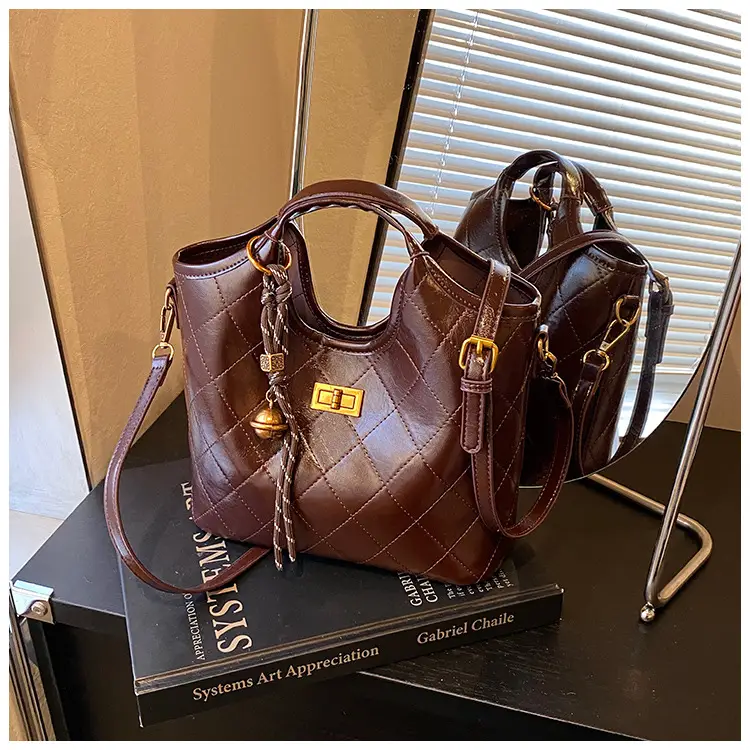 Retro Quilted Brown Bucket Bag for Women 2024 — feature 23
