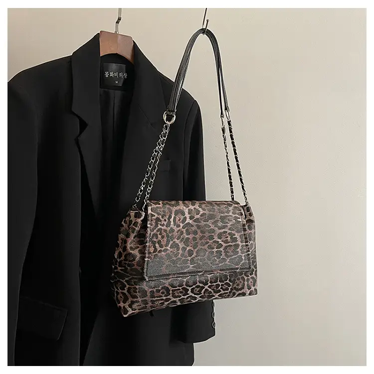 Winter Leopard Print Large Capacity Chain Shoulder Bag — feature 20
