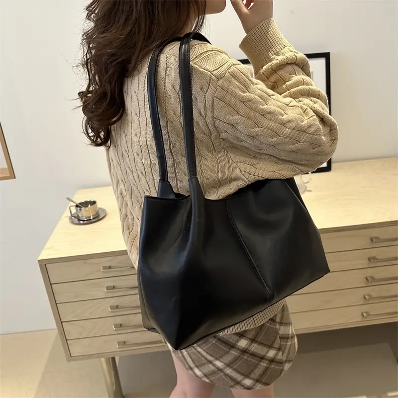 Silver Japanese Korean Niche Fashion Tote Bag Large Capacity Daily Commute Shoulder Bag - Image 8