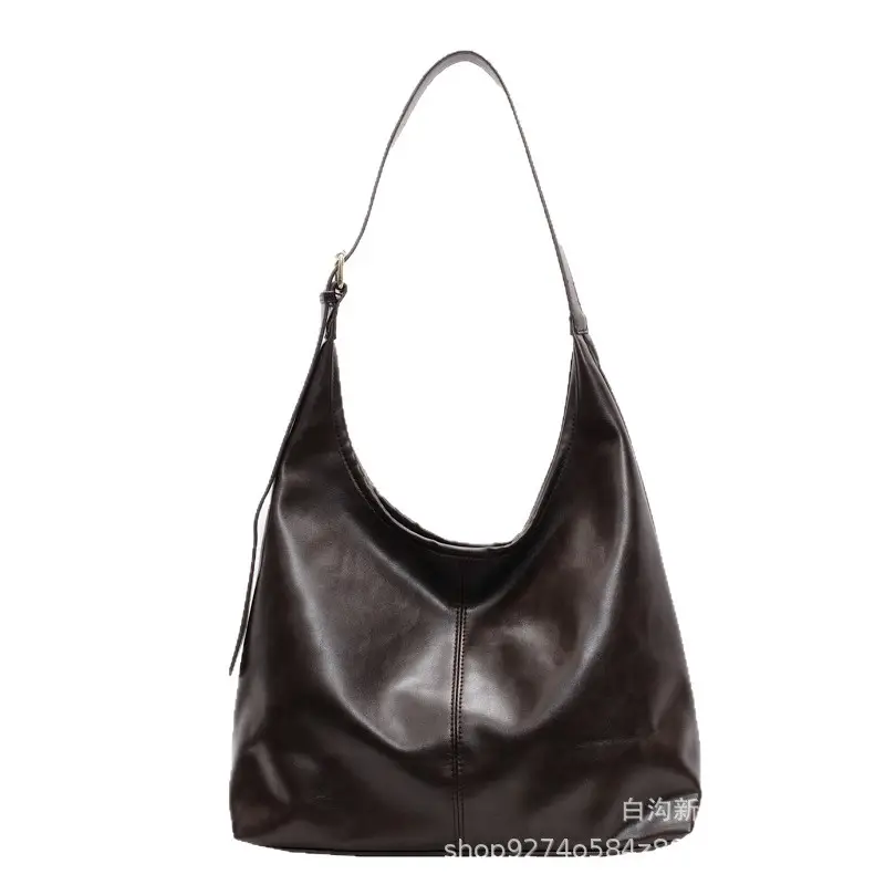 Women's Large Capacity Brown Leather Crossbody Bag - Image 9