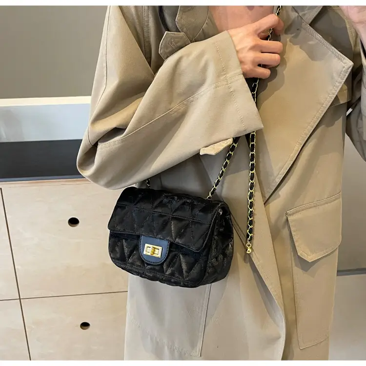 Women's 2024 Winter Crossbody Saddle Bag with Chain — feature 16