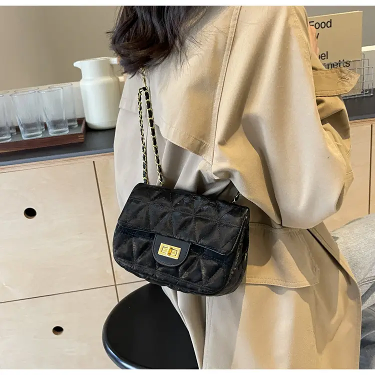 Women's 2024 Winter Crossbody Saddle Bag with Chain — feature 17