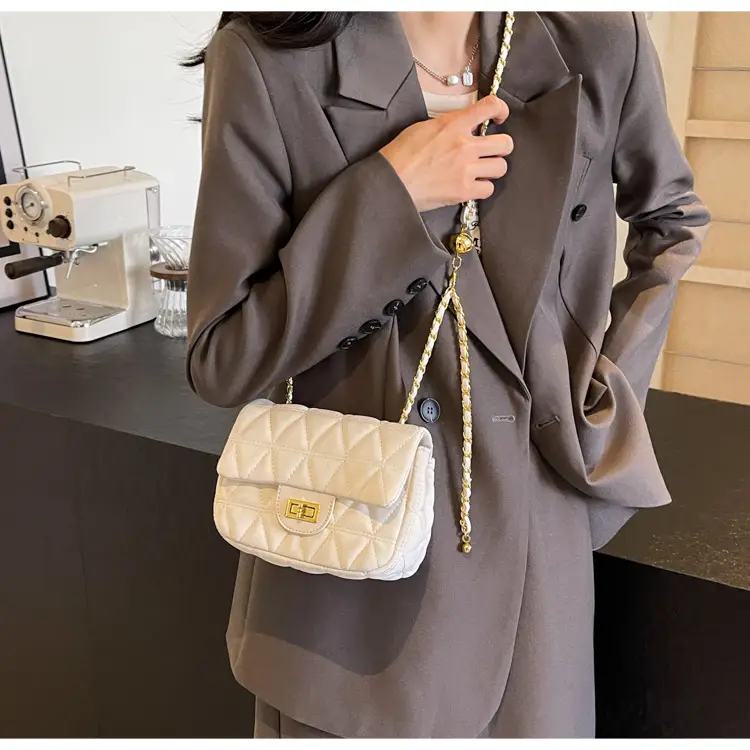 Women's 2024 Winter Crossbody Saddle Bag with Chain — feature 18