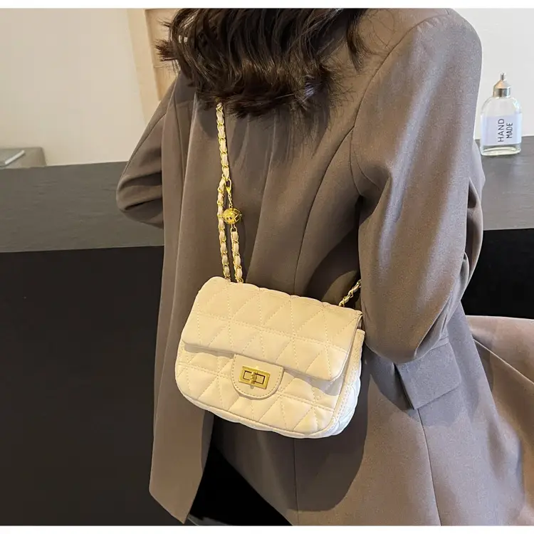 Women's 2024 Winter Crossbody Saddle Bag with Chain — feature 20