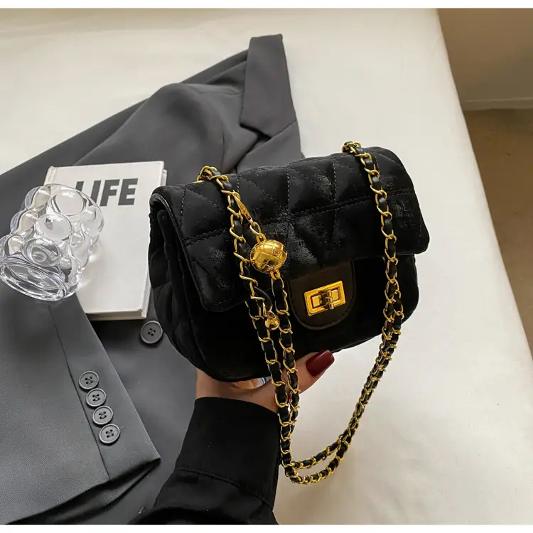 Women's 2024 Winter Crossbody Saddle Bag with Chain — feature 28